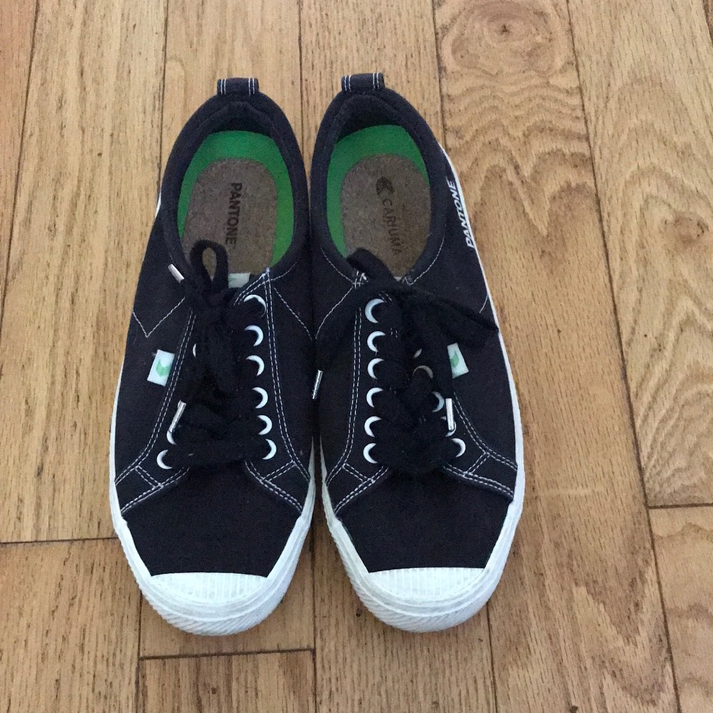 Pantone Cariuma Shoes